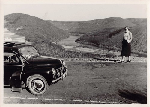 Renault 4cv cremeschnittchen - renault,