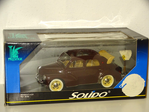 Solido renault 4cv cabrio - 1:18,